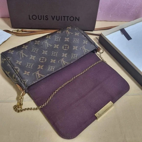 SOLD Authentic Louis Vuitton Favorite MM - Picture 6 of 12
